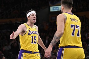 集结日洛杉矶湖人调整名单以备欧超杯，刷新队史纪录环节打磨，震撼外界，资深球员宣示担当的简单介绍-九游娱乐